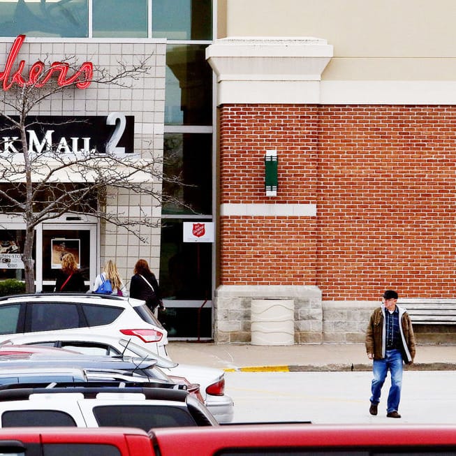 black_friday_power_outage Black Friday Power Outage at the Mall